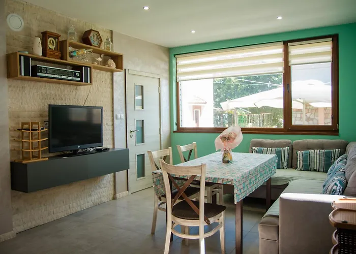 Summer Blue - House Shabla